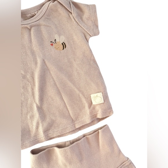 H&M Kids Matching Set in Light Pink - Picture 2 of 2
